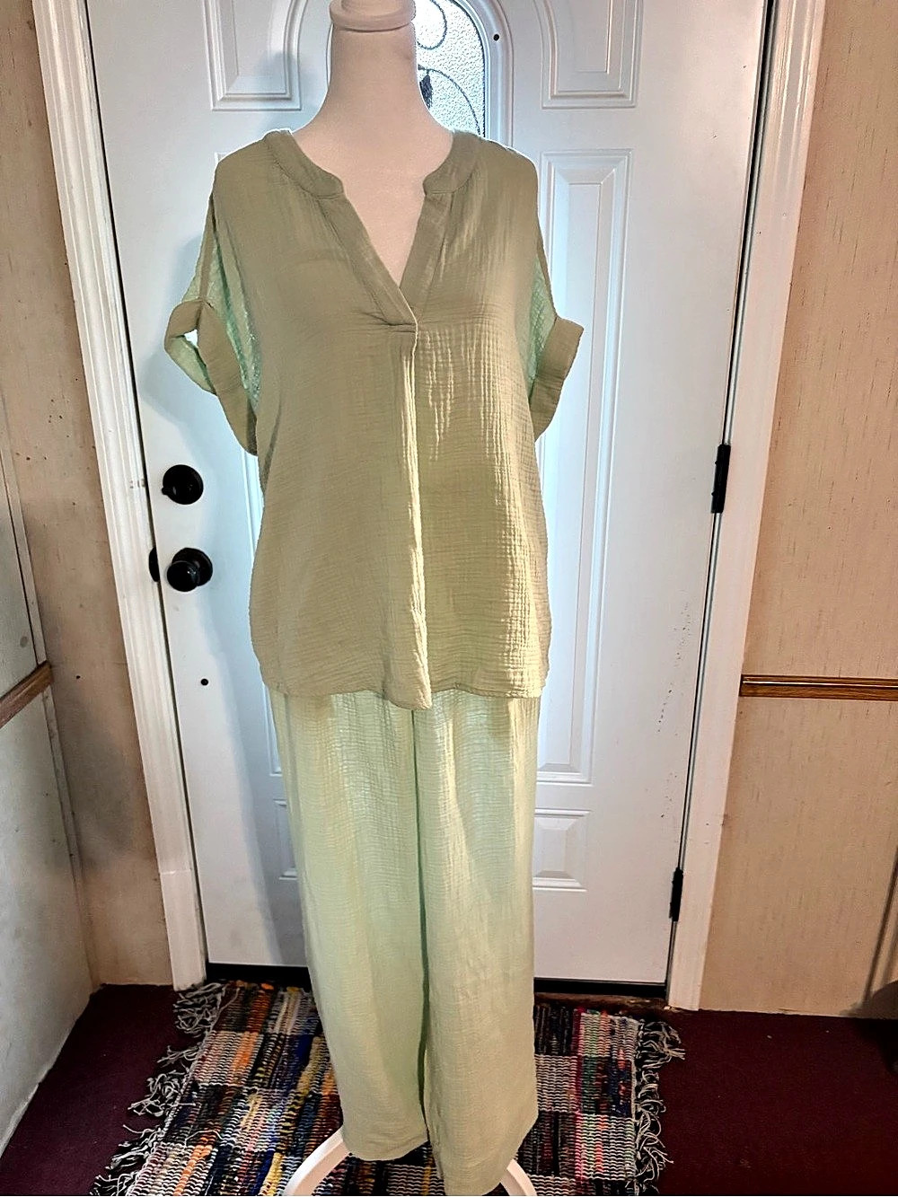 Isabel by Ingrid & Isabel Wide Leg Jumpsuit in Green Size Medium